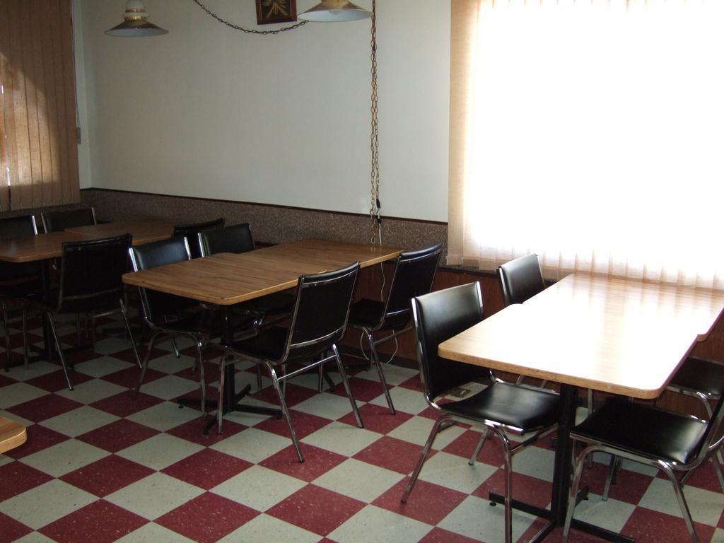 Wild Rose Inn Vegreville 外观 照片